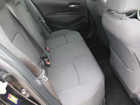 Used 2020 Toyota Corolla LE image 6