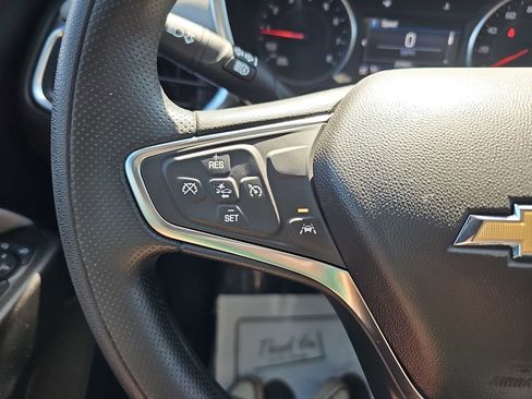 Used 2024 Chevrolet Equinox LT FWD image 20