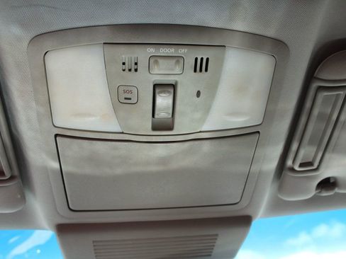 Used 2017 INFINITI QX80 2WD w/ Deluxe Technology Package image 24