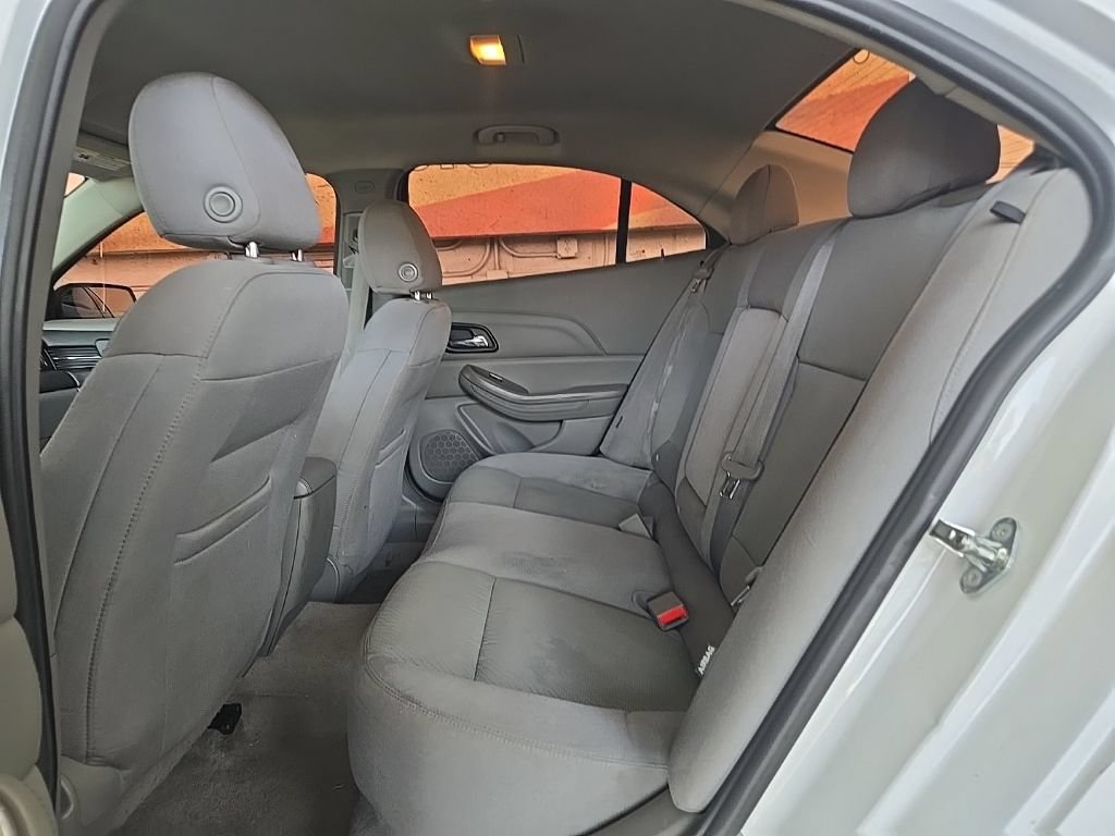Used 2015 Chevrolet Malibu LS FWD image 32