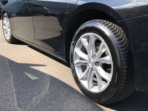 Used 2023 Chevrolet Malibu LT FWD image 11