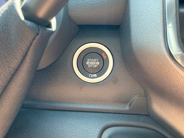 New 2026 RAM 2500 Laramie AWD/4WD image 37