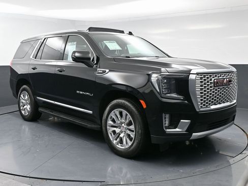Used 2024 GMC Yukon Denali image 3