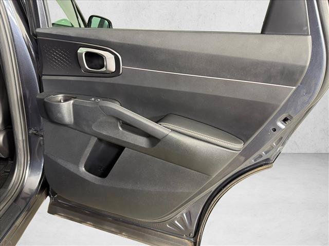 Used 2022 Kia Sorento S w/ Panoramic Sunroof Package FWD image 18