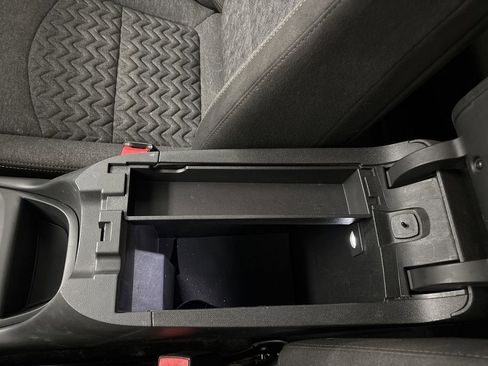 Used 2023 Chevrolet Equinox LT image 55