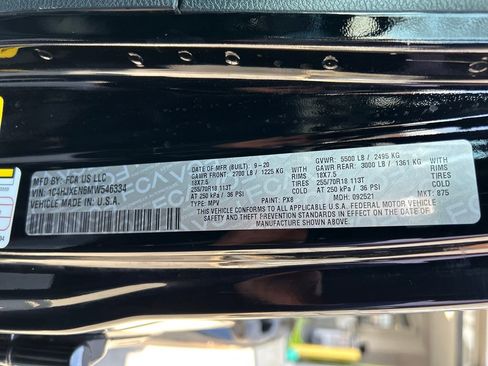 Used 2021 Jeep Wrangler Unlimited Sahara w/ Dual Top Group image 39