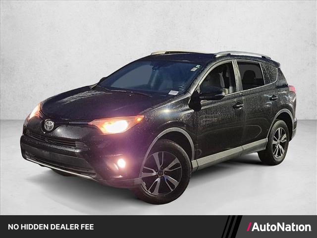 Used 2018 Toyota RAV4 XLE FWD image 1
