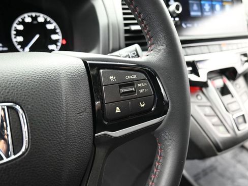 Used 2025 Honda Odyssey Sport-L image 27