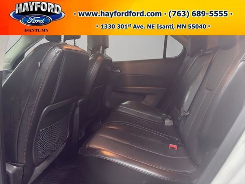 Used 2017 Chevrolet Equinox Premier w/ Enhanced Convenience Package AWD/4WD image 14
