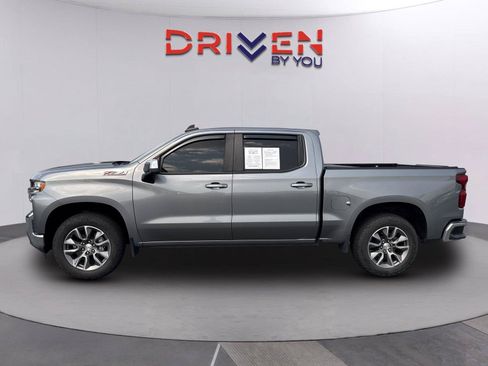 Used 2022 Chevrolet Silverado 1500 LT AWD/4WD image 45