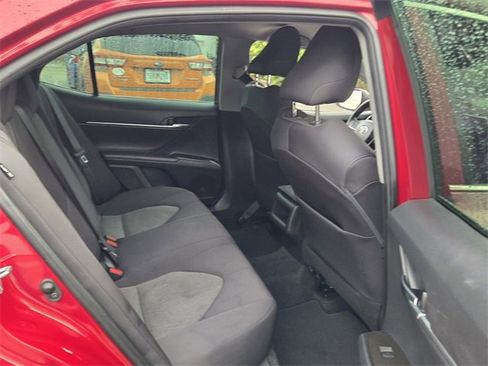 Used 2021 Toyota Camry LE image 16