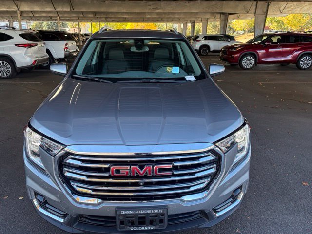 Used 2024 GMC Terrain SLT w/ Tech Package AWD/4WD image 2