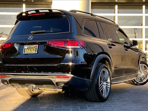 Used 2021 Mercedes-Benz GLS 450 4MATIC image 12