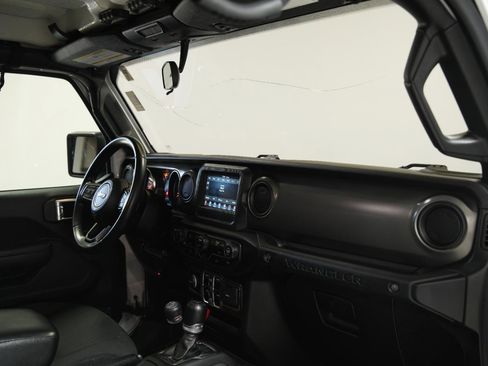 Used 2022 Jeep Wrangler Unlimited Sport AWD/4WD image 17