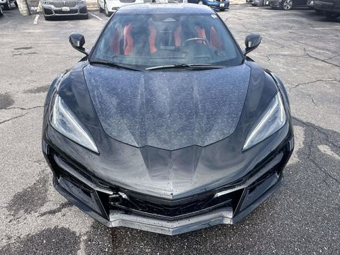 Used 2025 Chevrolet Corvette Z06 image 3