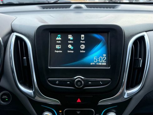 Used 2018 Chevrolet Equinox LT FWD image 28