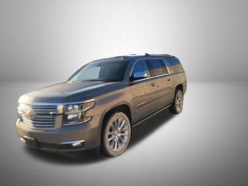 Used 2019 Chevrolet Suburban Premier w/ Premier Plus Edition image 1