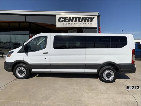 Used 2023 Ford Transit 350 XL image 4
