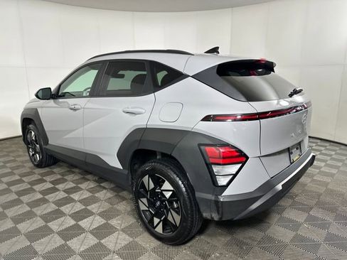 Used 2025 Hyundai Kona SEL image 5