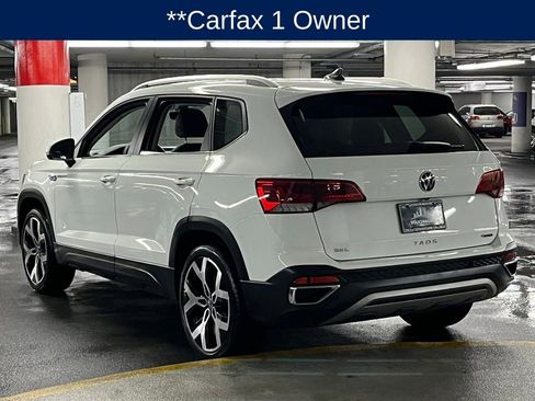 Used 2022 Volkswagen Taos SEL w/ Panoramic Sunroof Package AWD/4WD image 5