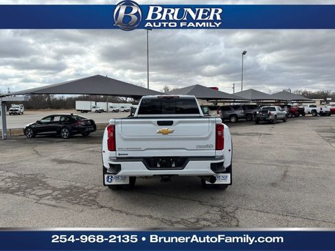 New 2026 Chevrolet Silverado 3500 High Country w/ Technology Package AWD/4WD image 6