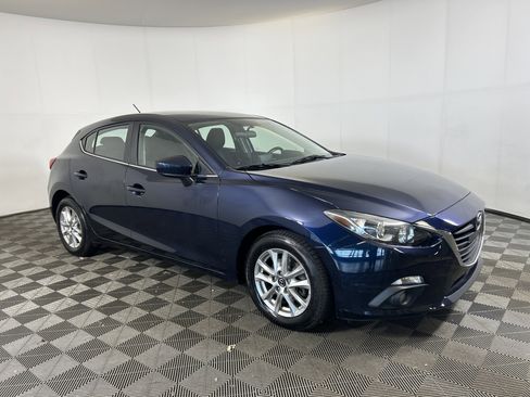 Used 2015 MAZDA MAZDA3 i Touring image 4