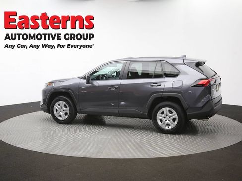 Used 2022 Toyota RAV4 LE AWD/4WD image 59