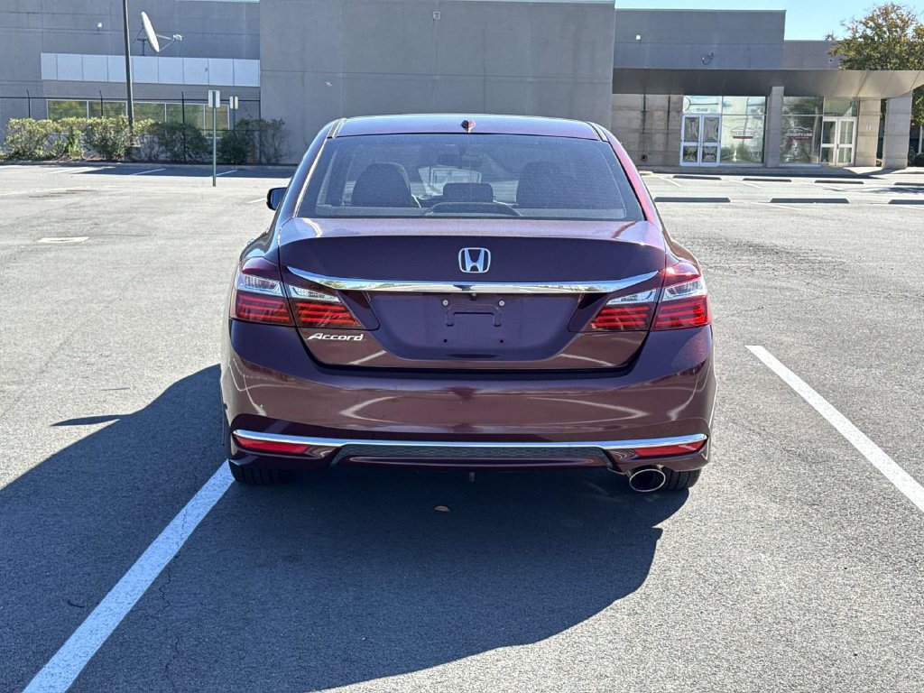Used 2016 Honda Accord EX image 23