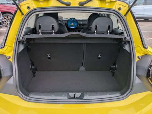 Used 2025 MINI Cooper S FWD image 13
