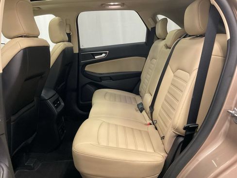 Used 2020 Ford Edge SEL w/ Convenience Package AWD/4WD image 35