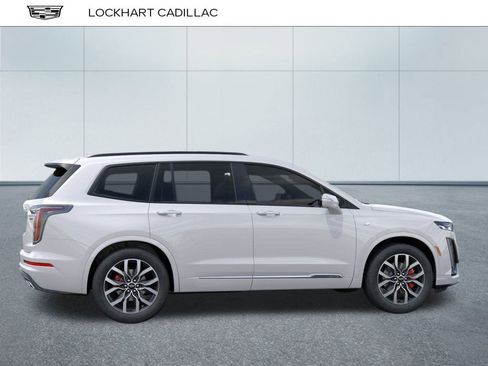 New 2025 Cadillac XT6 Sport w/ LPO, Floor Liner Package image 5