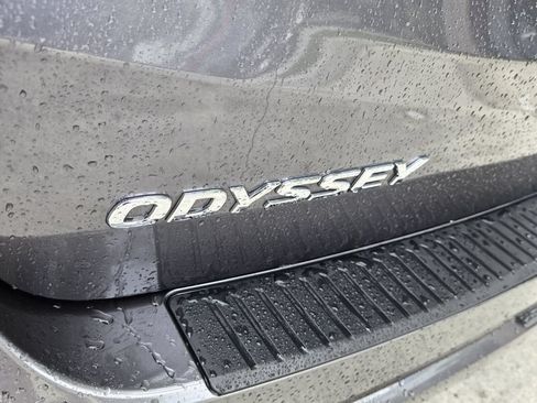 Certified 2025 Honda Odyssey EX-L image 13