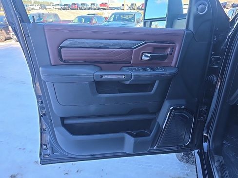 New 2026 RAM 2500 Limited image 18