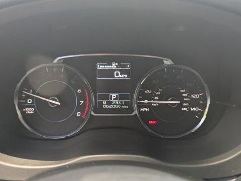 Used 2017 Subaru Forester 2.5i Touring AWD/4WD image 32