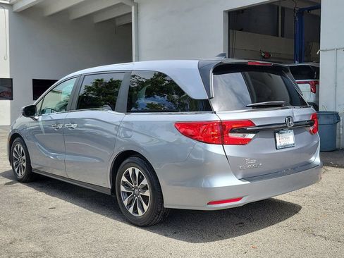 Used 2021 Honda Odyssey EX-L image 3