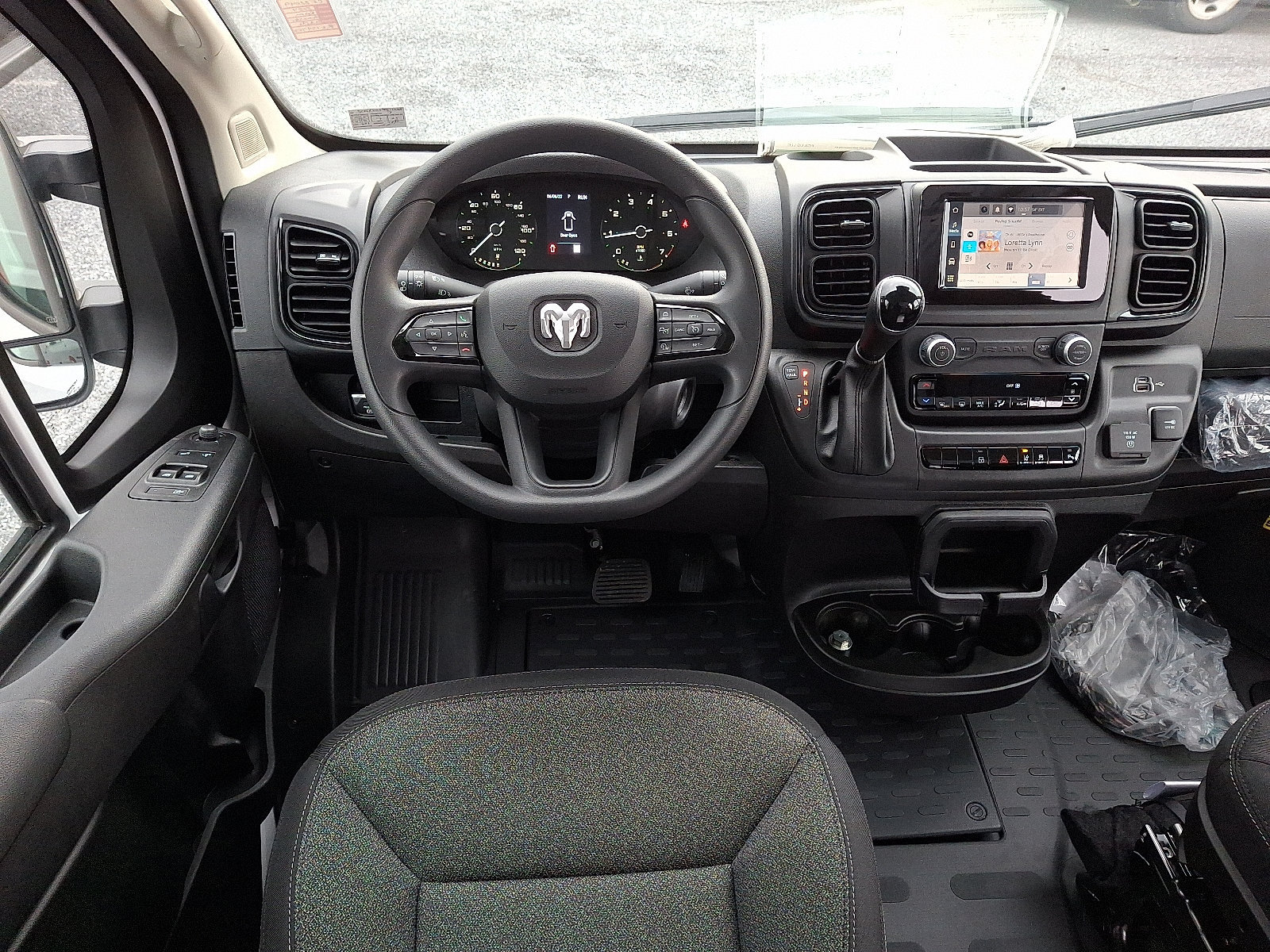 Used 2024 RAM ProMaster 2500 w/ Safety Group FWD image 8