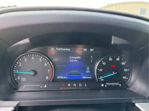 Used 2023 Ford Explorer XLT image 14