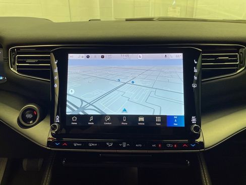 New 2025 Jeep Wagoneer Series III w/ Quick Order Package 25C Super image 16