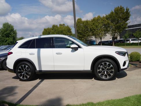 New 2026 Mercedes-Benz GLC 350e 4MATIC image 8