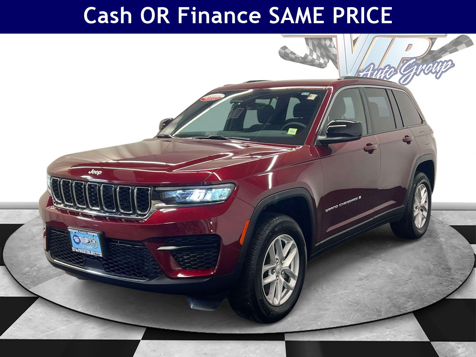 Certified 2025 Jeep Grand Cherokee Laredo X w/ Luxury Tech Group I AWD/4WD image 5
