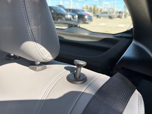 Used 2024 Nissan Kicks SR w/ SR Premium Package image 21