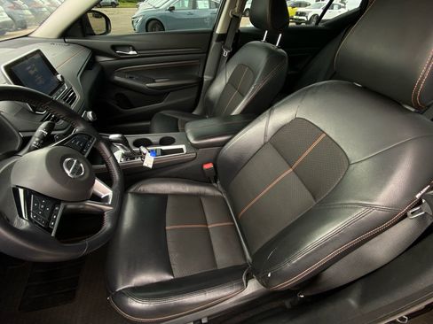 Used 2020 Nissan Altima 2.5 SR FWD image 10