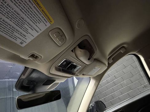 Used 2021 Lincoln Aviator AWD image 64