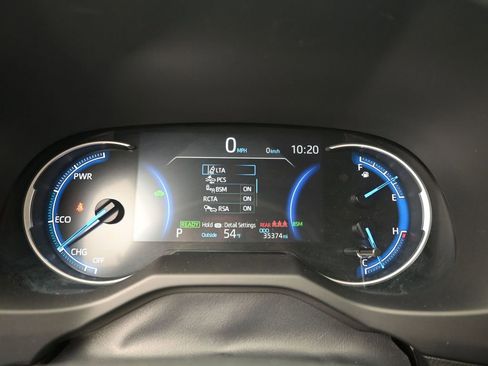 Used 2024 Toyota RAV4 LE image 18