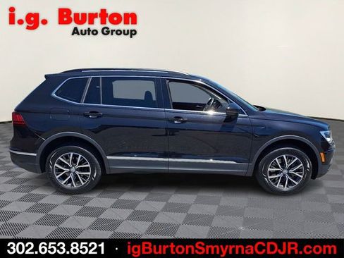 Used 2020 Volkswagen Tiguan SE w/ Panoramic Sunroof Package AWD/4WD image 7
