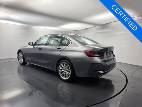 Used 2024 BMW 330i Sedan w/ Premium Package RWD image 4
