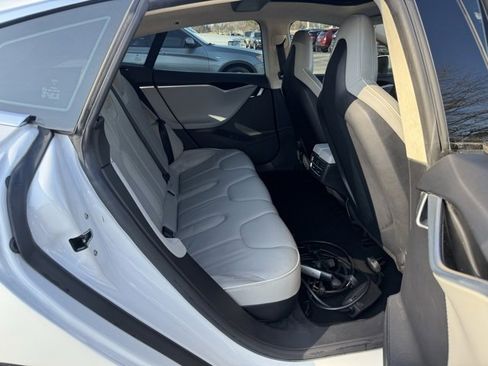 Used 2013 Tesla Model S Performance image 10