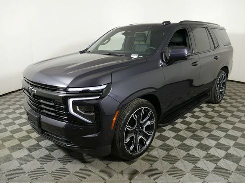 Used 2025 Chevrolet Tahoe RST w/ RST Capability Package AWD/4WD image 7