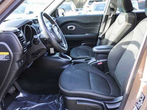 Used 2009 Honda Accord LX image 17