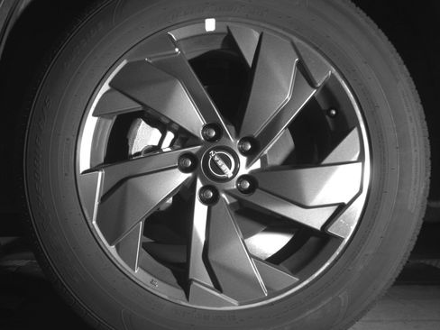 Used 2025 Nissan Rogue SV image 12